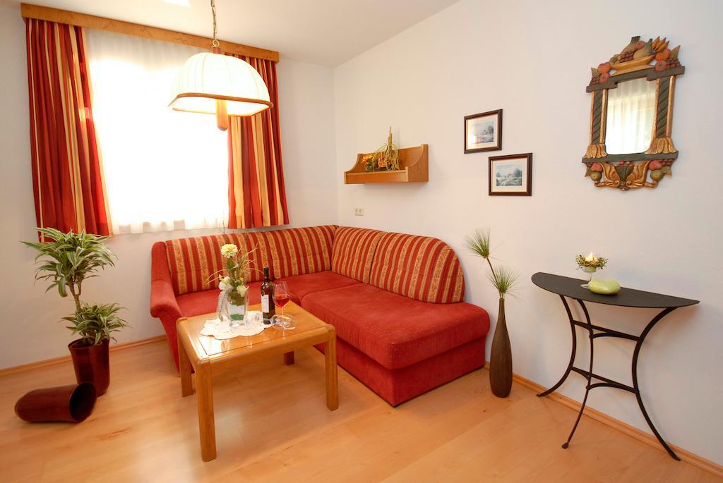 Ferienwohnung Domizil Wagrain Zimmer foto